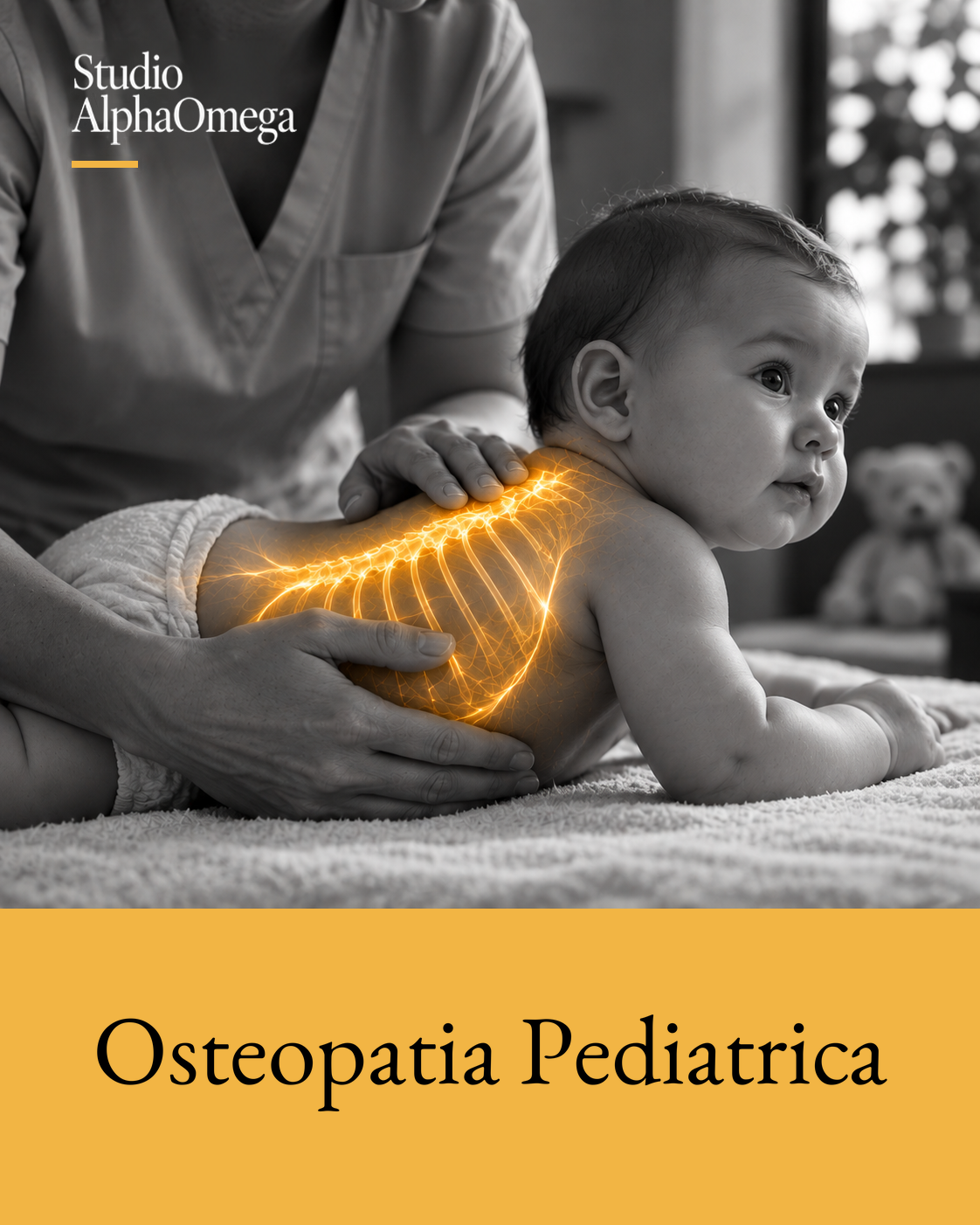 Neonato disteso durante una valutazione manuale delicata della schiena, con evidenziazione dorata localizzata.